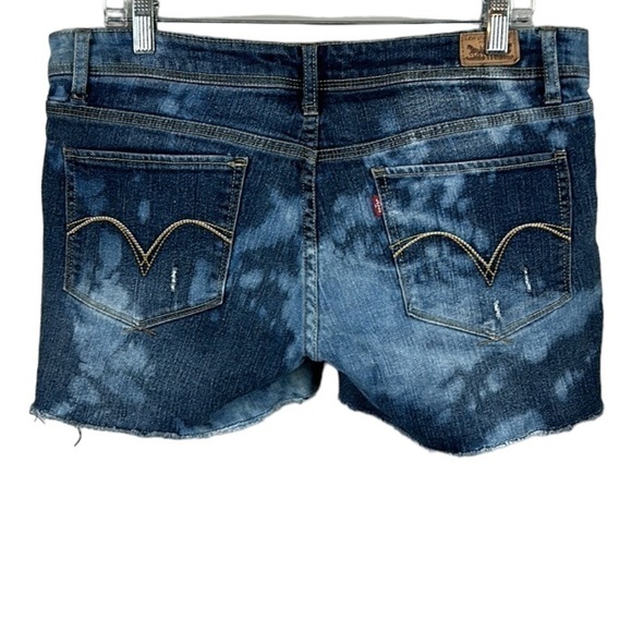 Levi’s Bleach Dyed MIDI Shorts Size 13 - Picture 1 of 6